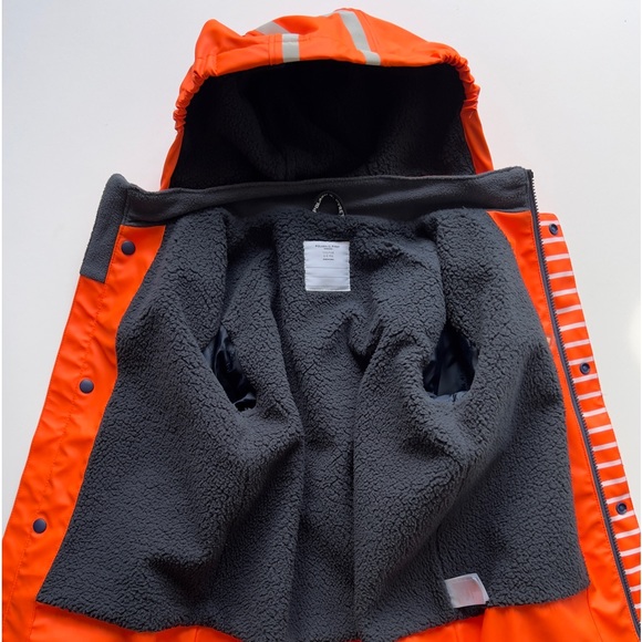 Polarn O Pyret Waterproof Raincoat Fleeced Lined Size 6-8 - Picture 1 of 4
